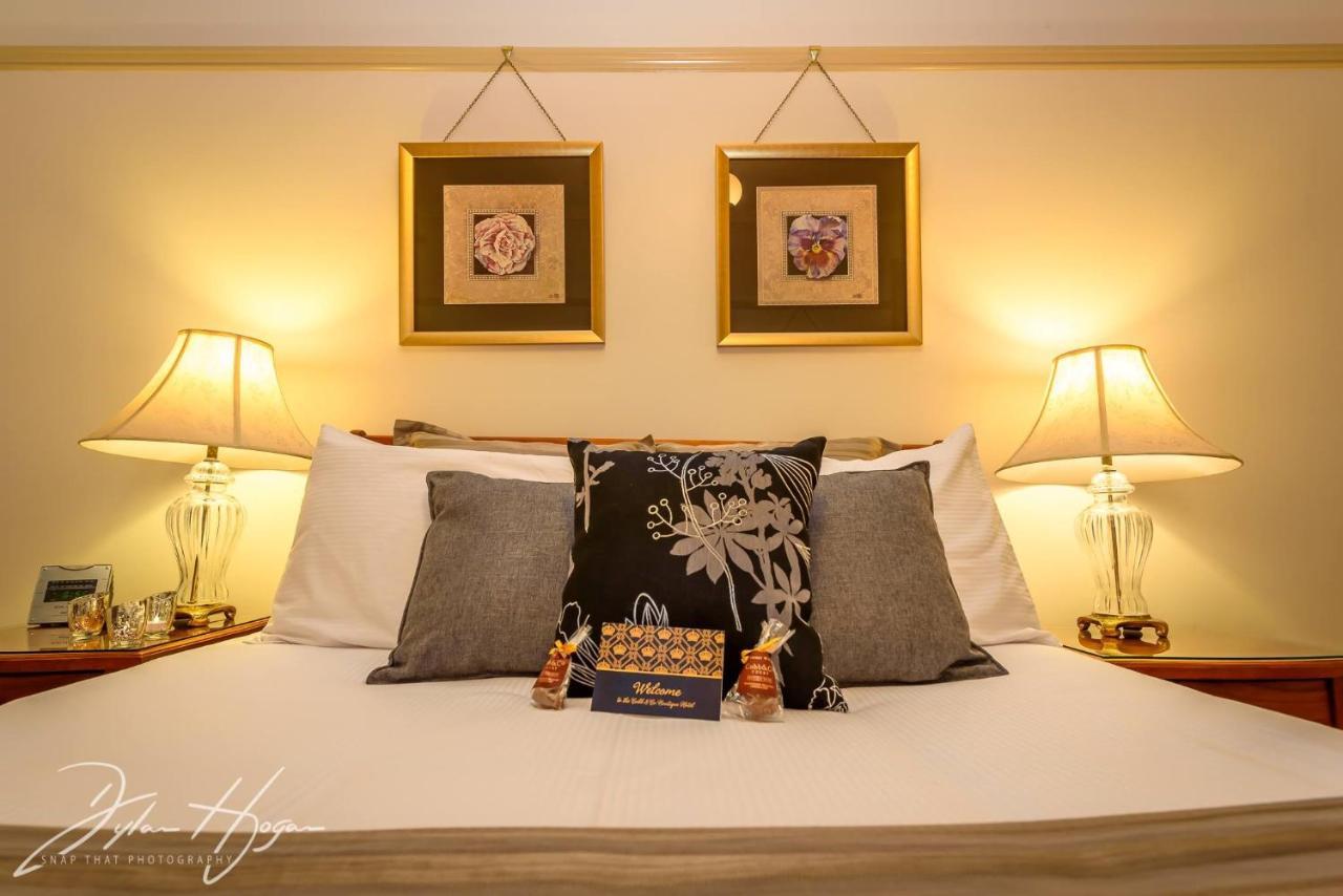 Cobb & Co Court Boutique Hotel Mudgee Bagian luar foto